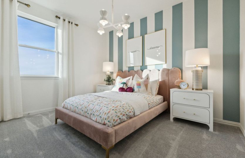 Secondary bedroom
