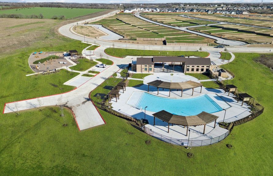 Resort-Style Amenities
