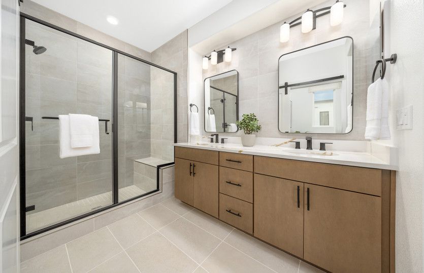 Expansive owner's suite