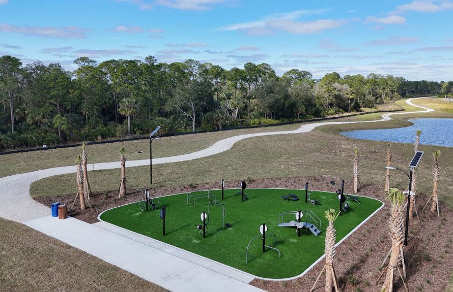 Outdoor fitness center
