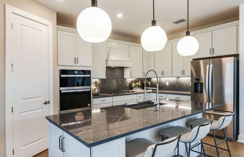 Beautiful Coral Grand Kitchen