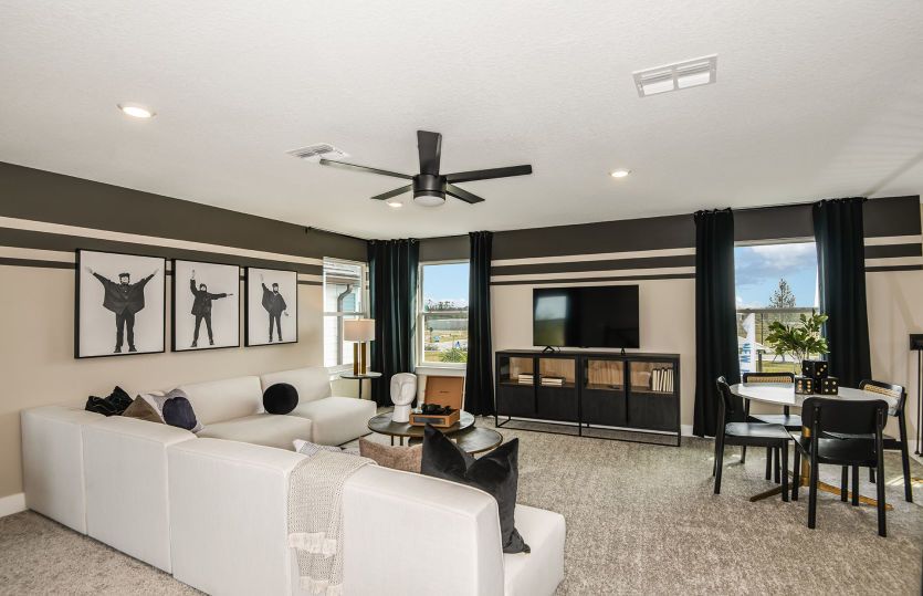 Spacious Upstairs Loft