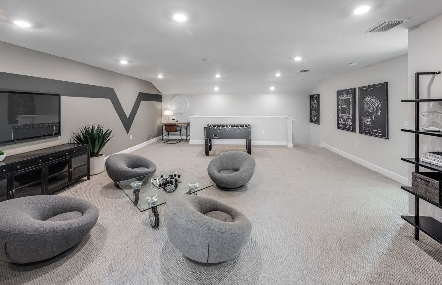 1- and 2-Story Home Designs