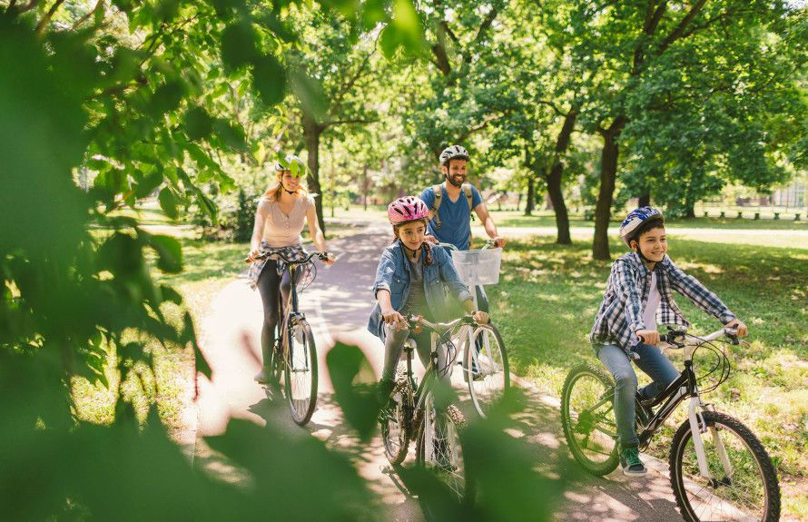Nearby Parks and Trails