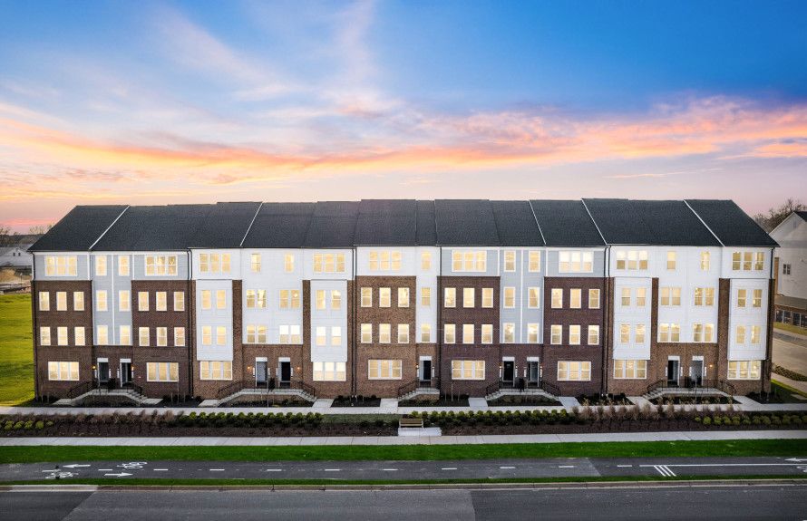 Low Maintenance 2-Level Condos