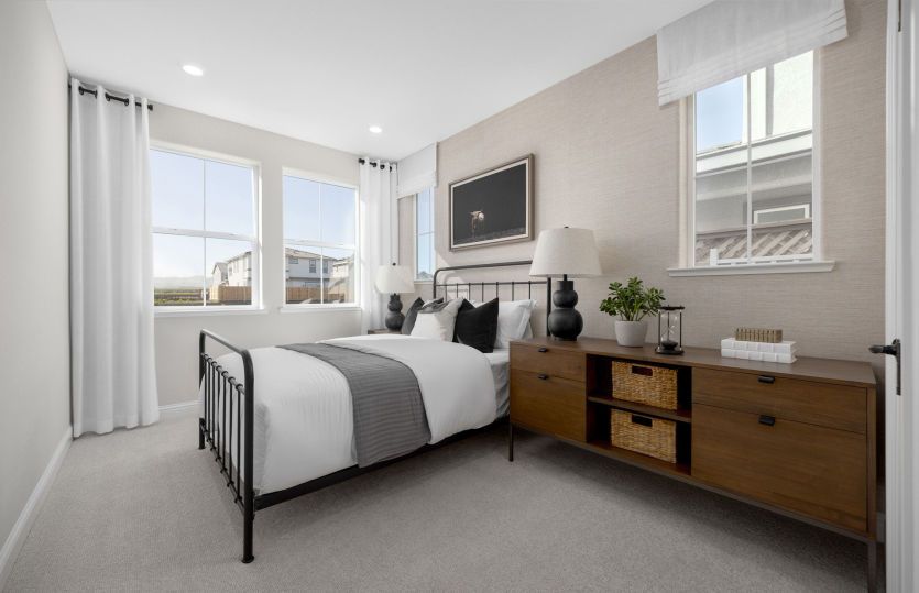 First floor bedroom for guests or kids