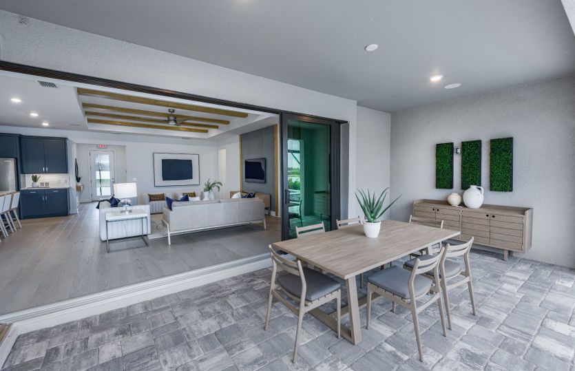 Zero-corner sliding glass door to gathering room