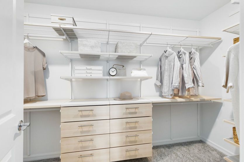 Closet Customization Options