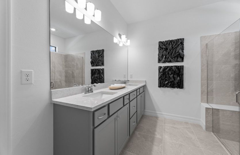 Large owner's bathroom with double sink vanity
