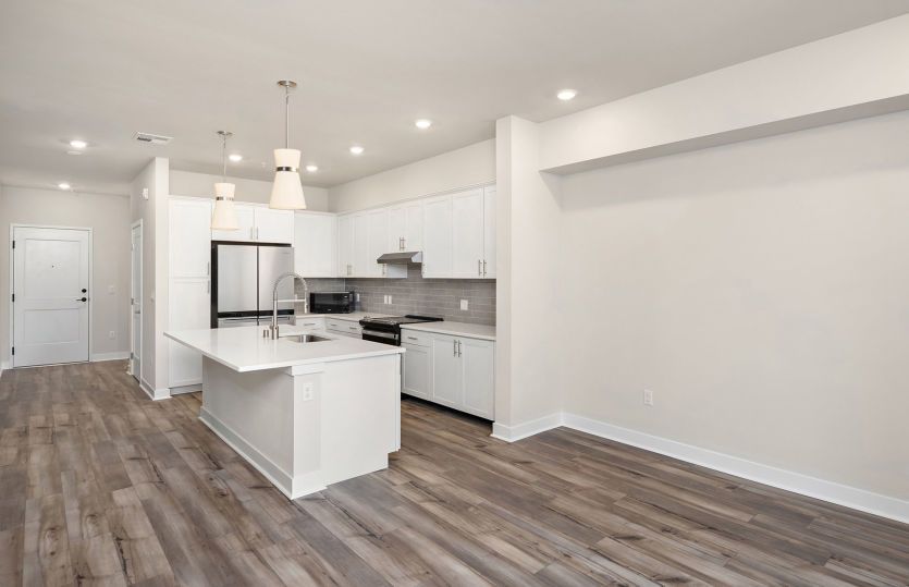 1 Bed + 1 Bath + Flex Space