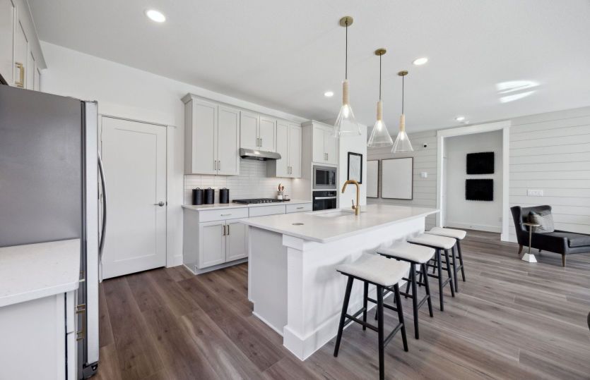 Eat-in bartop island