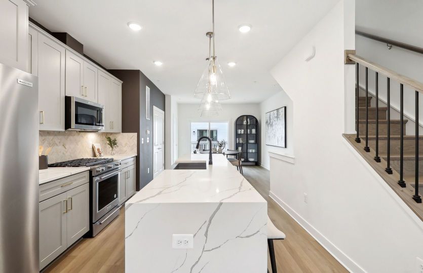 Kitchen with Optional Cascade Island