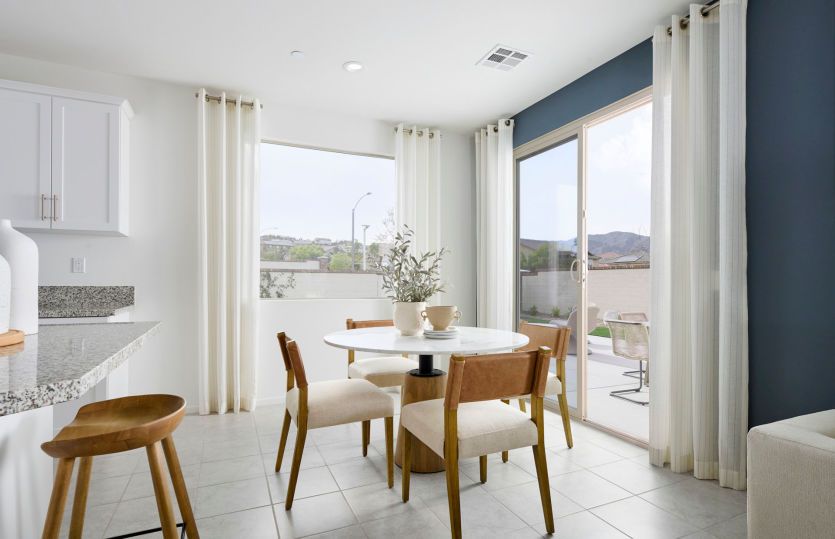 Gateway Cafe (Model at Alberhill Ranch)