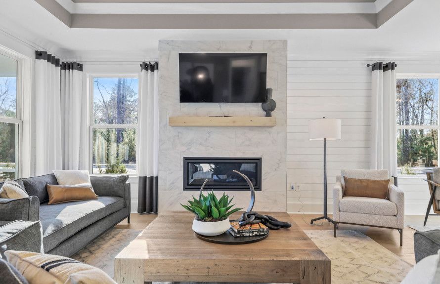 Renown Gathering Room