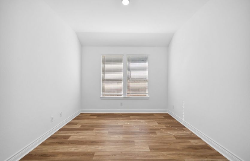 Owner's Suite with Bay Windows