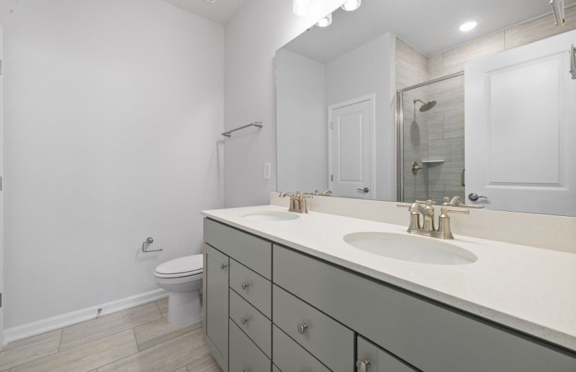Owner's Bath
