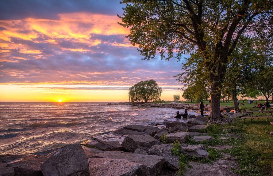 Minutes from Lake Erie