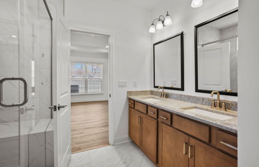 Owner's Bathroom