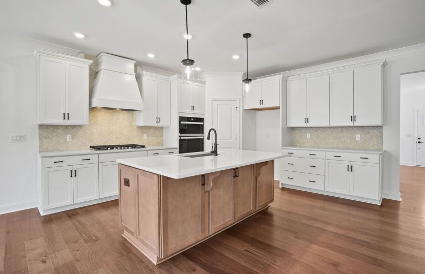 Spacious Open Kitchen with an Island