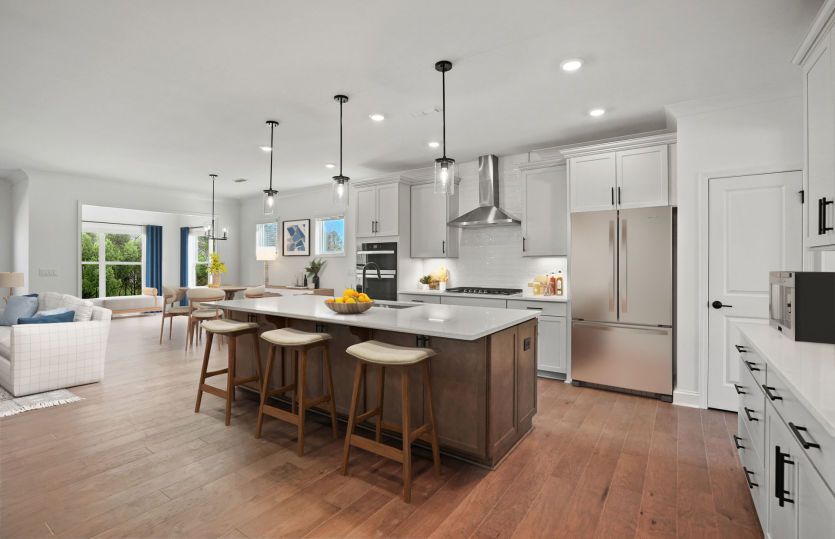 Larg Kitchen with an Island