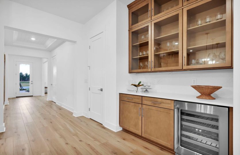 Mahogany | Wet Bar