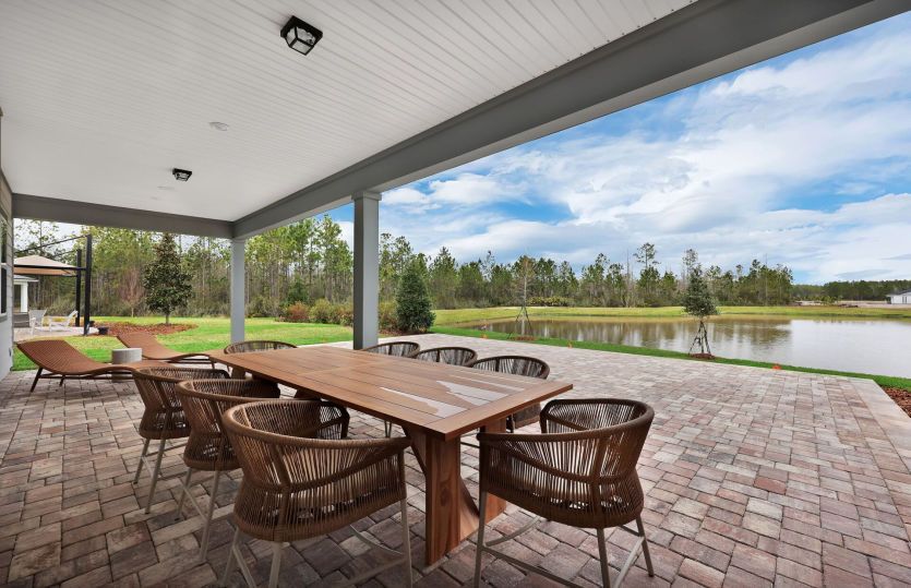 Mahogany | Covered Lanai
