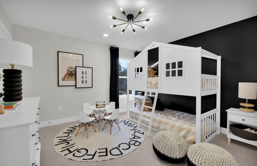 Coral Grand | Secondary Bedroom