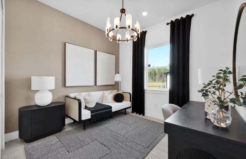Merlot Grand | Secondary Bathroom/Office