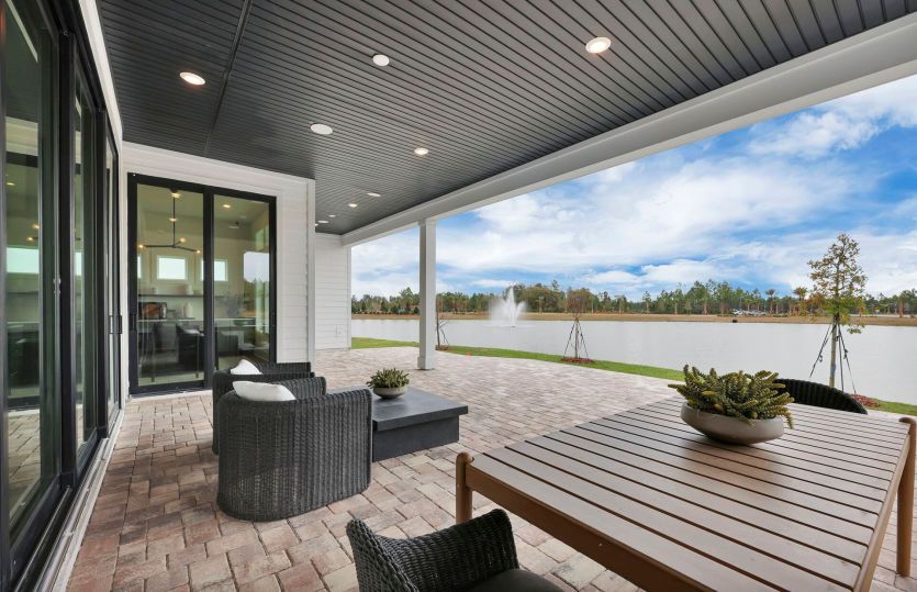 Sanibel | Covered Lanai