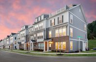 Towns on the Greenway por Pulte Homes en Columbus Ohio