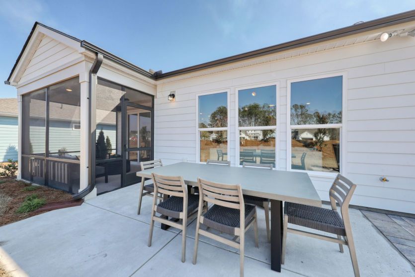 Patio, Model Representation
