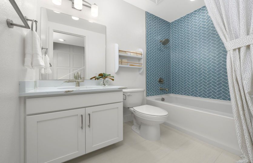 Secondary bathroom 2