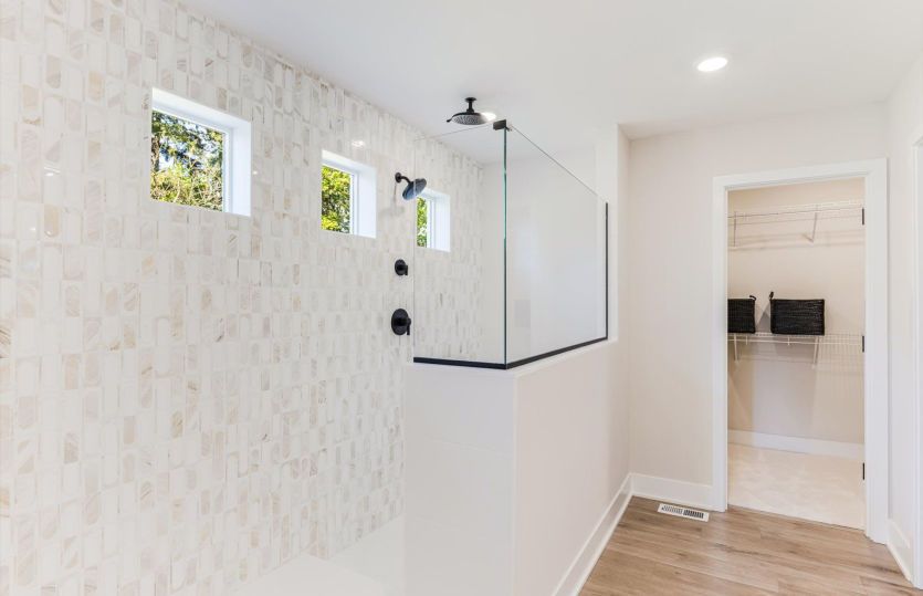 Large Walk-in Shower in Owner's Suite