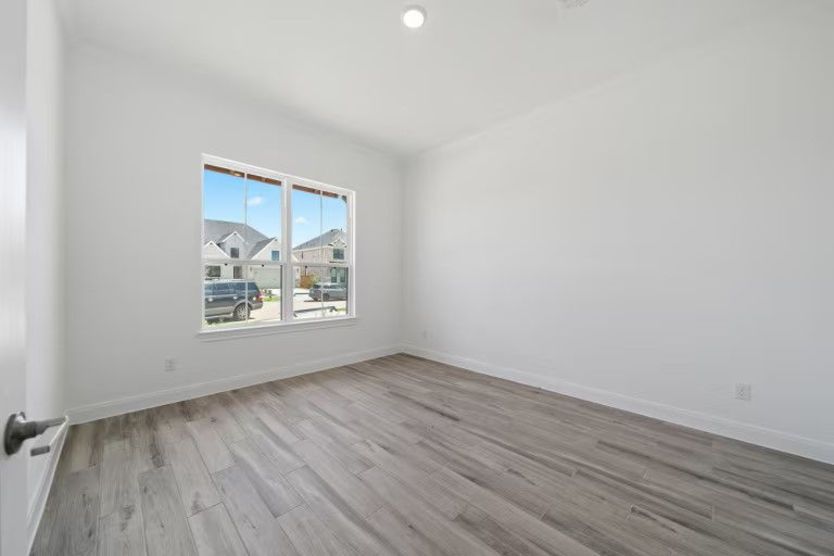 Flex Room/ Office