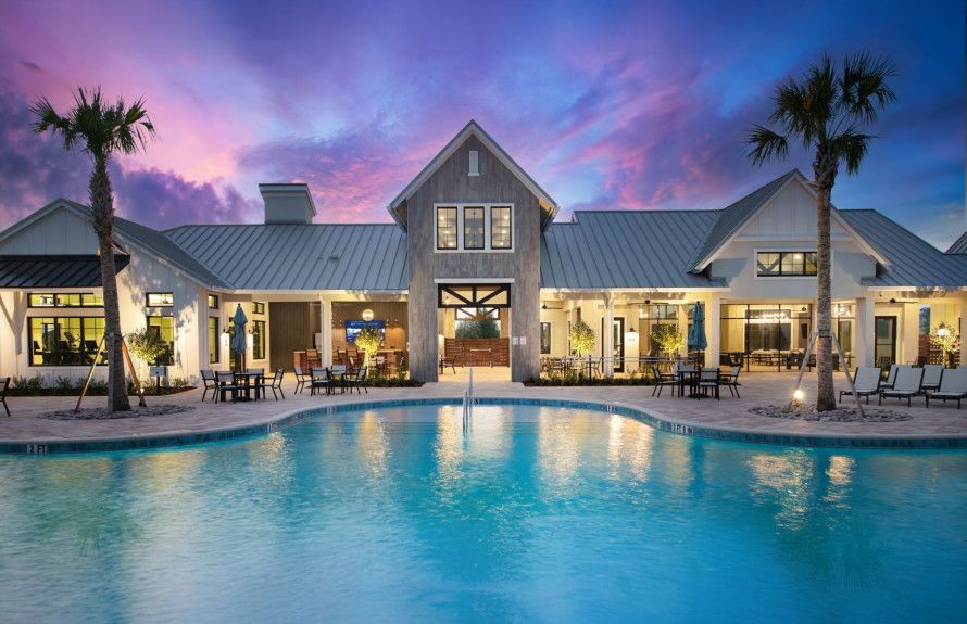 Resort-Style Pool