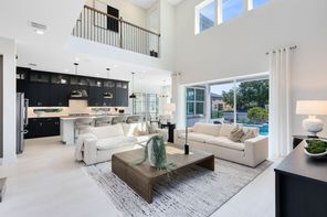 226 Woodfall Lane (Roseland)