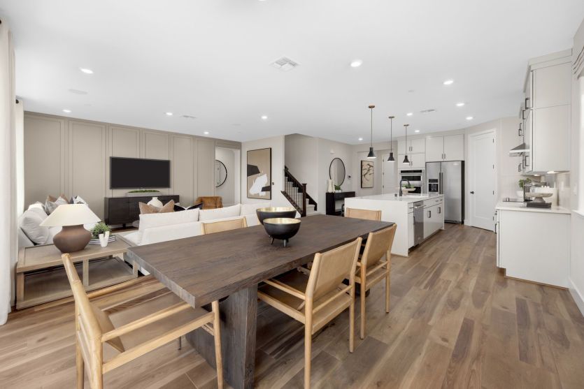 Cozy café area for casual or formal dining