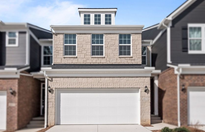 4076 Nottingham Circle. Clarkston, MI 48346