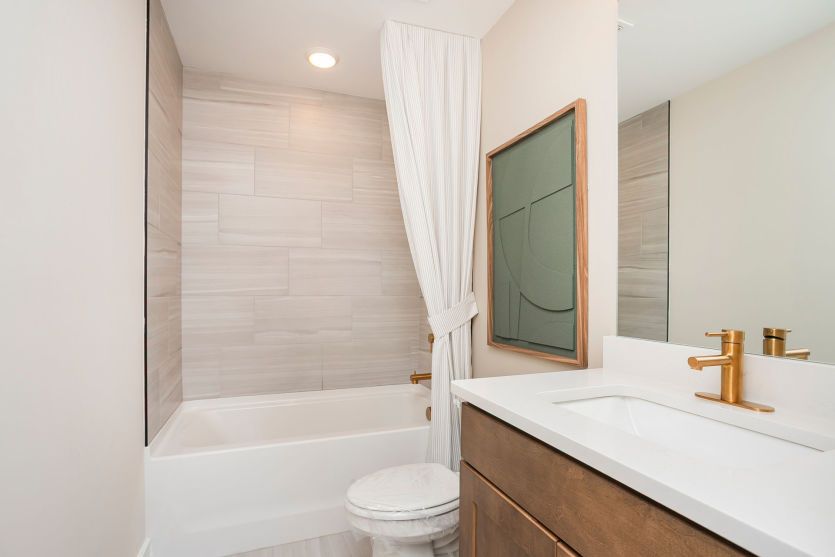 Continental Fourth Bathroom