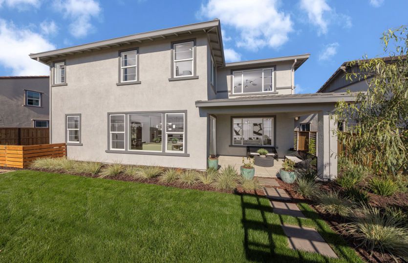 Plan 2 backyard with covered patio for indoor/outdoor living