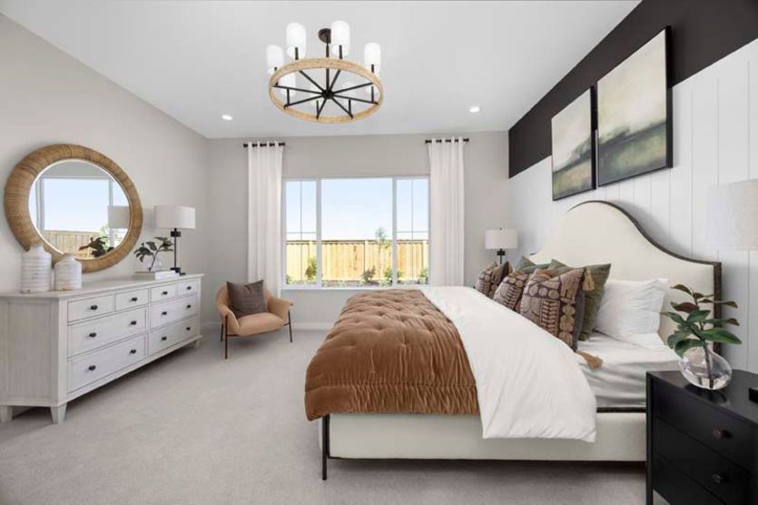 Naturally illuminated owner's suite