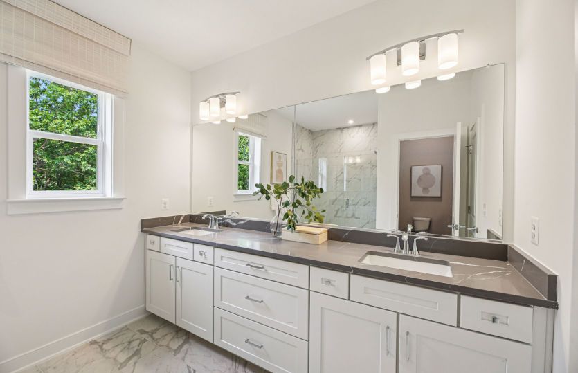 Luxurious Owner's Bath with the Option for a Tub and Walk-in Shower