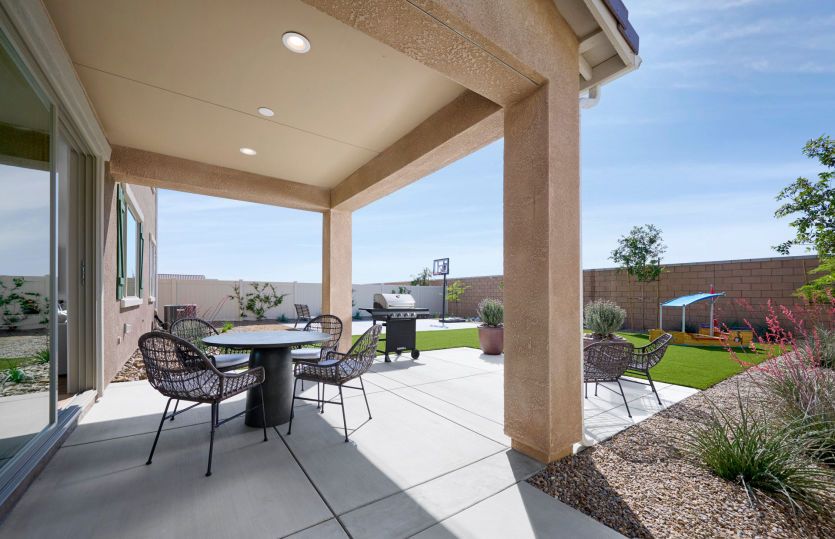 Model Backyard