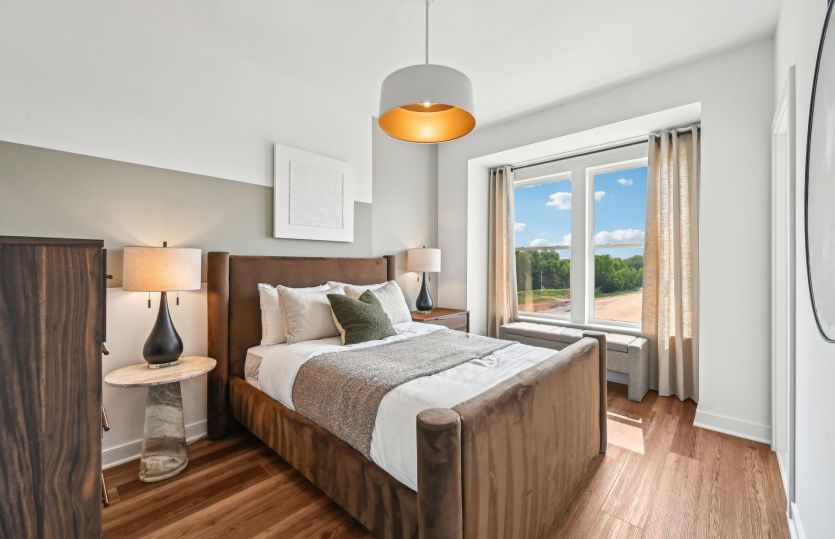 Spacious Secondary Bedroom with a Walk-in Closet and Private Bathroom