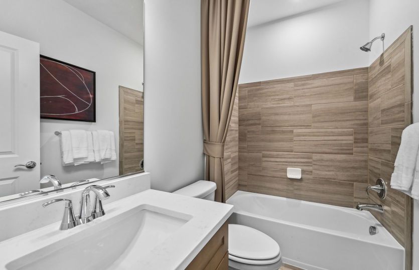 Hall Bath for Secondary Bedrooms
