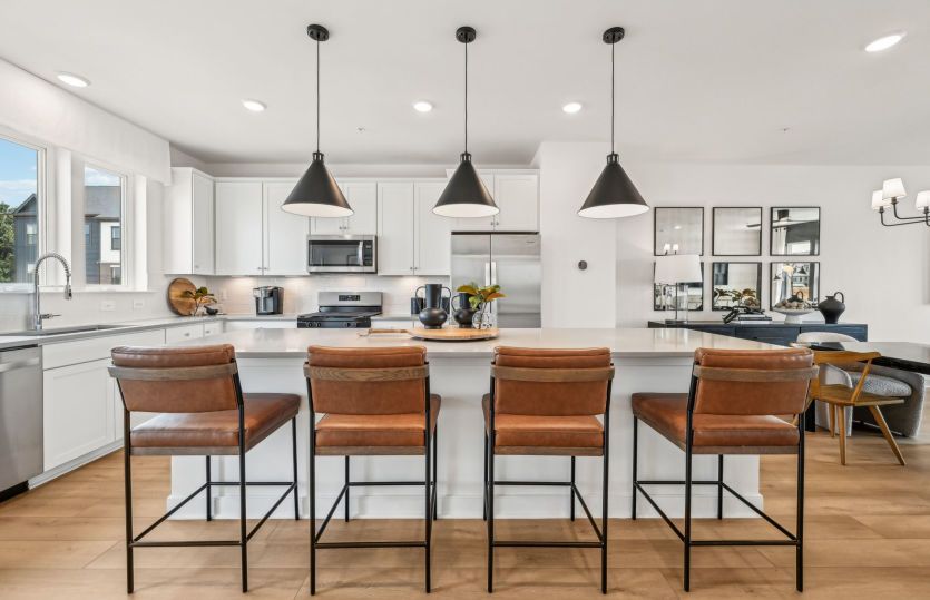 Gourmet Kitchen Seats 4 Comfortably