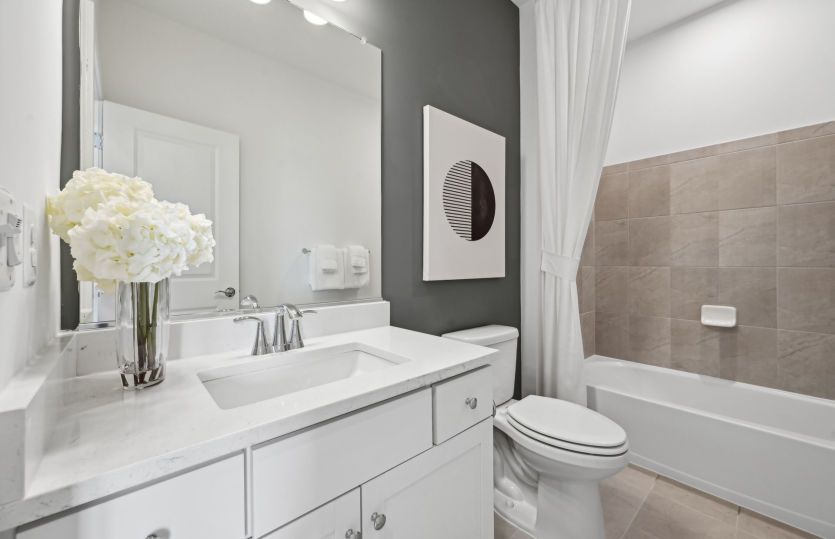 Hall Bath for Secondary Bedrooms