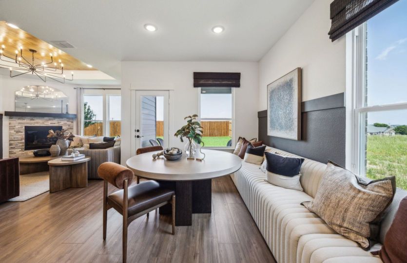 Dining area off kitchen