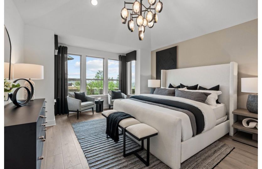 Owner's Suite with Bay Window