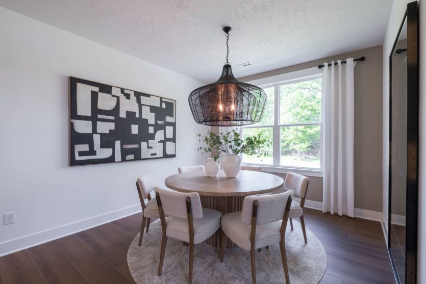 Formal Dining Room, Perfect for Entertaining